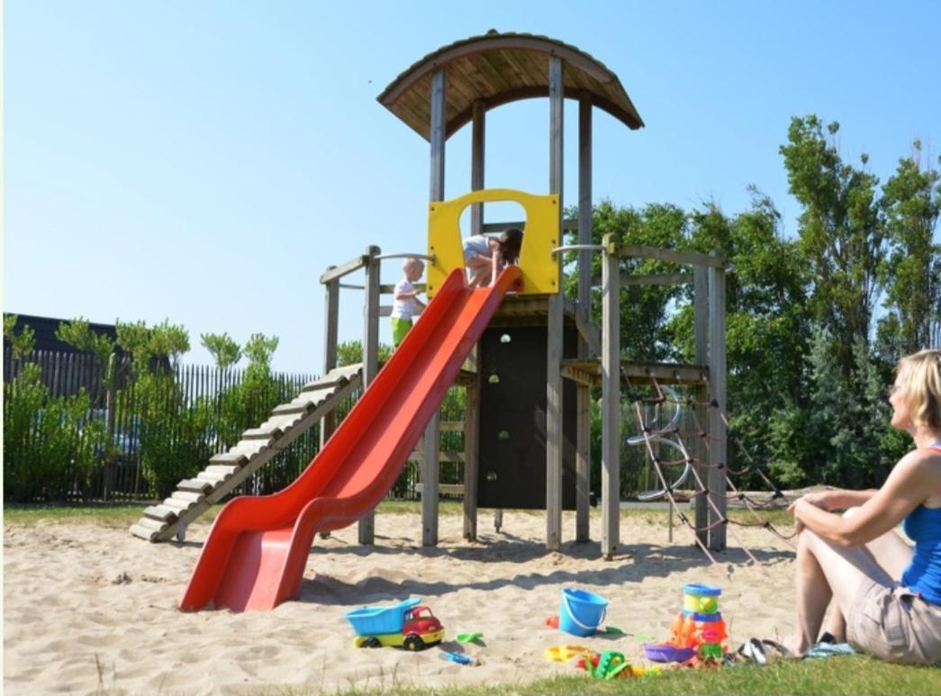 Strandchalet Bredene Luaran gambar
